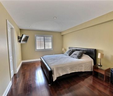 For Lease - 310 Duskywing Way, Oakville, Ontario - Photo 3