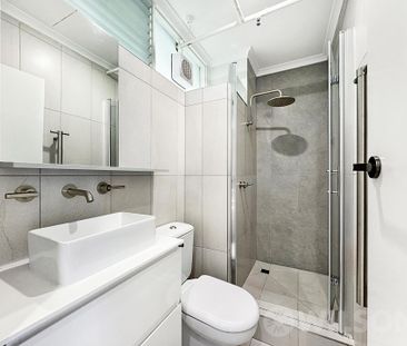 Renovated studio apartment in the heart of St Kilda! - Photo 4