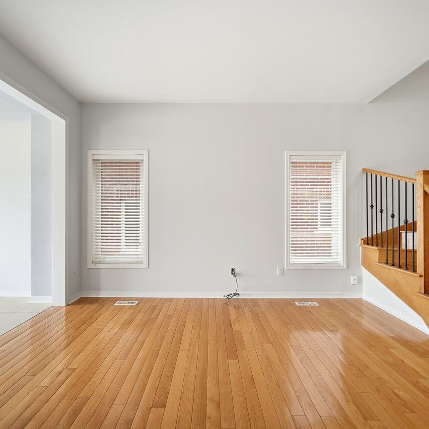 For Lease - 162 Gentile Circle, Vaughan, Ontario - Photo 1