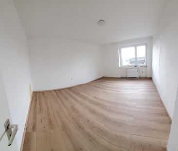 Helle 3,5 Zimmer, 84 m², Balkon und Keller - Photo 4