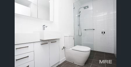 Modern living with a quiet location - Photo 5