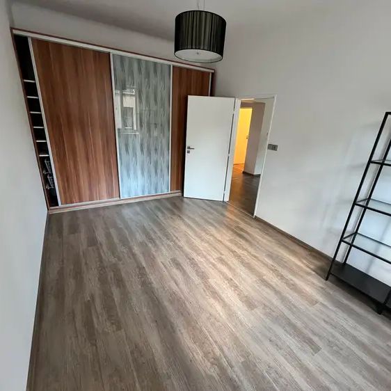 Pronájem bytu 3+1 o CP 68 m - Photo 1