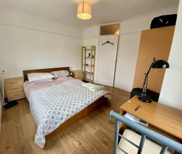 Bournemouth Grosvenor Court Vale Road, BH1, Dorset - Photo 3