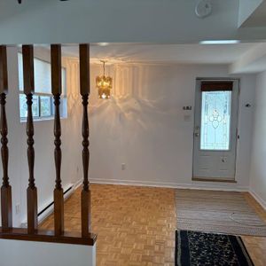 3 ½, 995 $/mois, Nouveau Rosemont, Demi-sous-sol rénové, Disponible le 1 Août 2026. - Photo 2