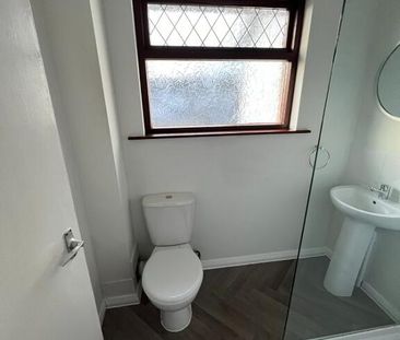 1 Meadowside, Antrim, BT41 4HD - Photo 3