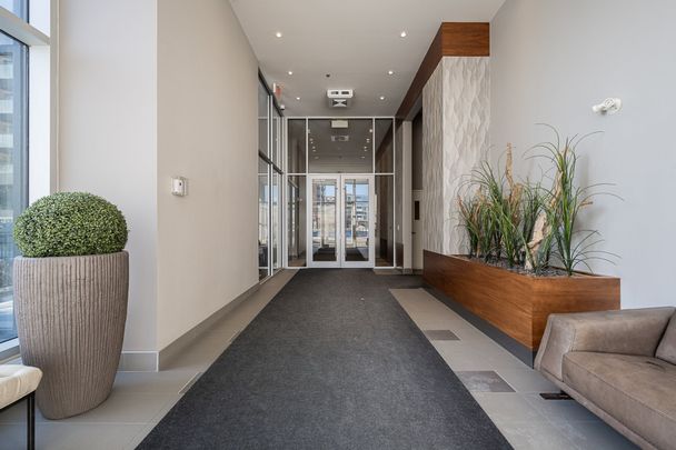 Condo for rent, Montréal (Saint-Laurent) - Photo 1