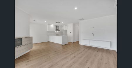 3 Bedroom Home In Great Location - Photo 2