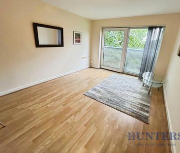 1 bedroom flat to rent - Photo 2
