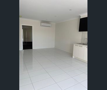 BRAND NEW TOWN HOUSES READY TO MOVE IN !!!! - Photo 1