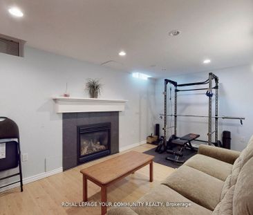 For Lease - 520 Stone Road, Aurora, Ontario - Photo 1