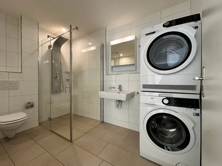 "moderne 3.5 Zimmerwohnung mit Lift und eigenem Waschturm" - Foto 4