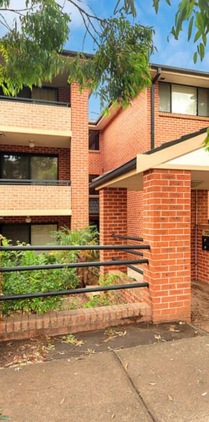 Relaxed Living with Room to Entertain - Photo 1