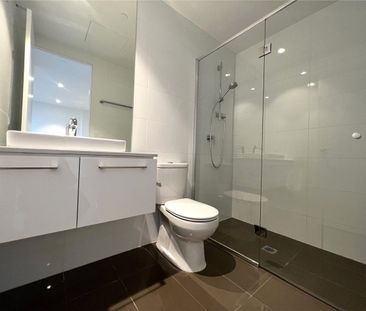 Amazing One Bedroom Apartment in Southbank!!!! - Photo 5