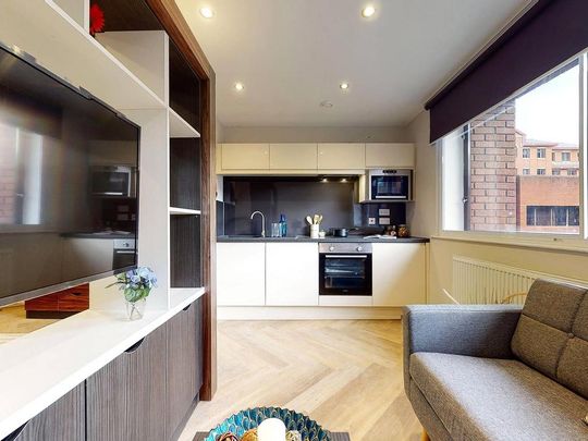 Studio to rent - Photo 1