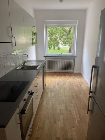 Rönnebergsgatan 18, Öster - Photo 4