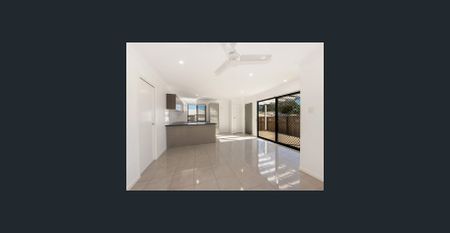 STUNNING HOME - Photo 3