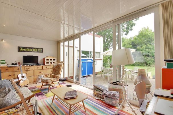 4 bedroom detached house to rent - Photo 1