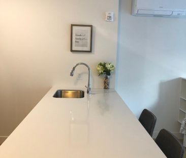 1 Av. Viger O. Montréal (Ville-Marie), QC H2Z - Photo 6