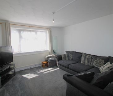 Kingston Road, High Wycombe - Photo 3