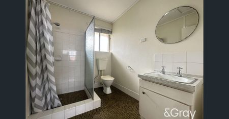 Comfort & Convenience in an Ideal Location! - Photo 2