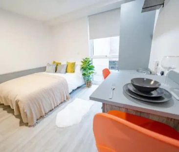 Silver Studio - Photo 3