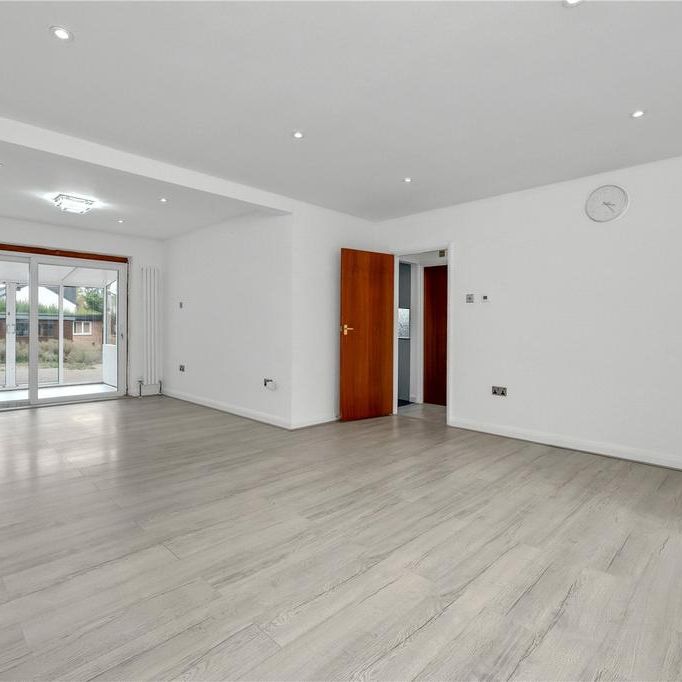 3 bedroom detached house to rent - Photo 1