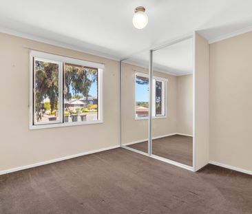 9 Charlotte Drive, Morphett Vale SA 5162 - House For Rent | Domain - Photo 6