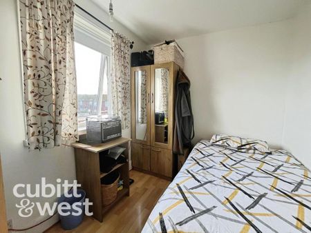 3 bedroom terraced house to rent - Photo 4