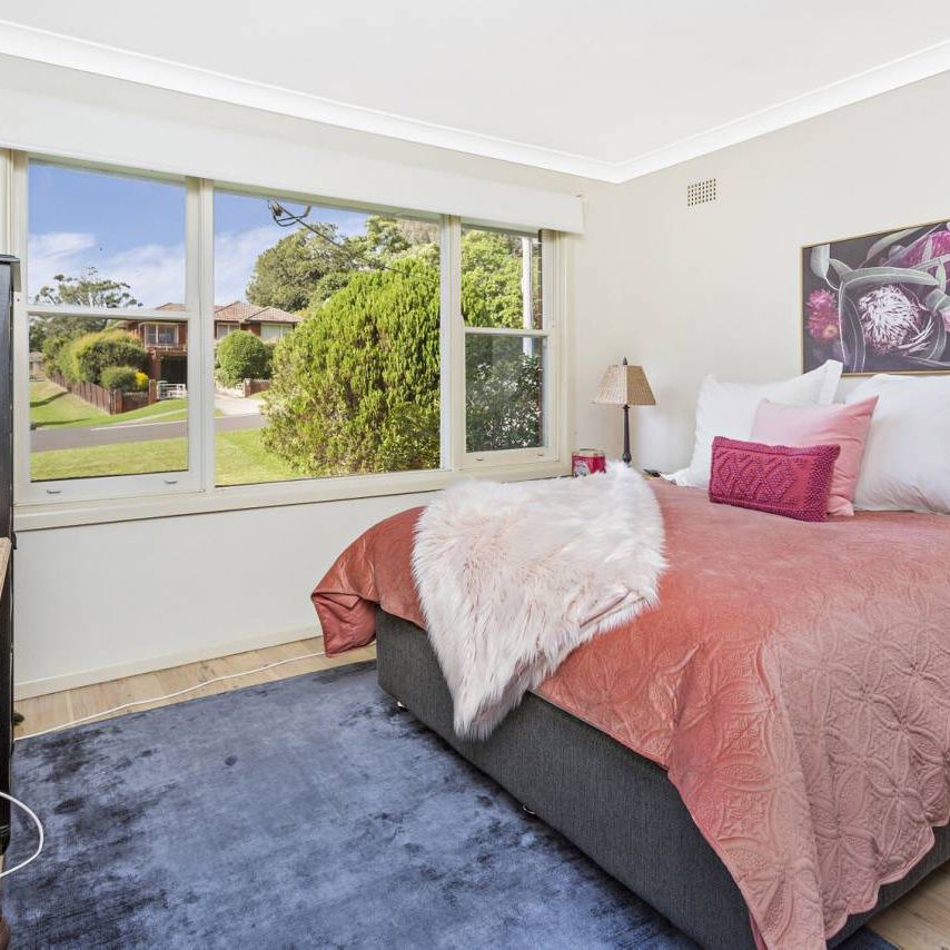 3 BEDROOM HOME IN CENTRAL LOCATION - Photo 1