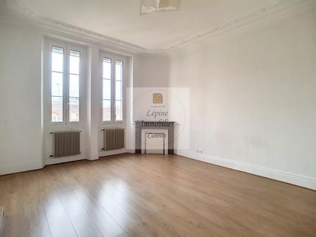 Location Appartement 6 pièces 169m² CANNES 06400 - Photo 2