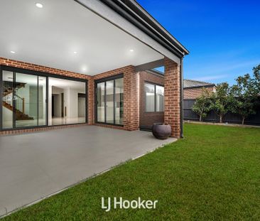 Stylish 4-Bedroom Family Home in Peaceful Clyde North - Photo 6