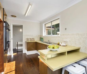 Spacious Family Home - Photo 2