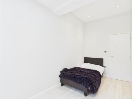2 bedroom maisonette to rent - Photo 4