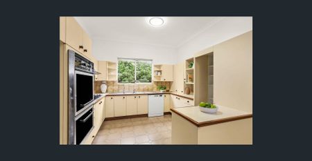 Charming Freestanding Family Home in Prime Drummoyne Location - Photo 5