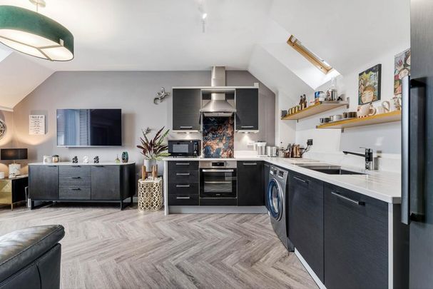 2 bedroom detached house to rent - Photo 1