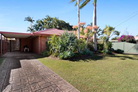 56 Dalby Street, Maroochydore. - Photo 3