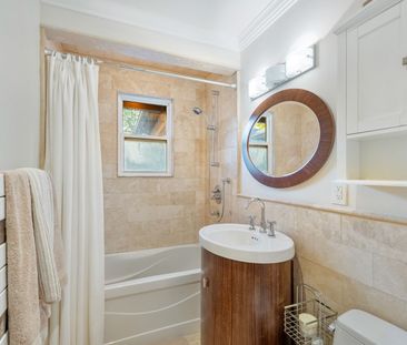 For Lease - 1208 Avenue Road Unit# B, Toronto, Ontario - Photo 5