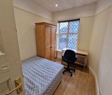 3 Bed Flat, Greyhound Hill, NW4 - Photo 4