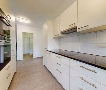 Attraktives 4.5-Zimmer-Reiheneckhaus in Menzingen – ab sofort verfü... - Photo 3