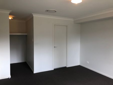 Beautifully Presented Home - Photo 3