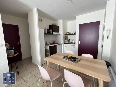 Location Appartement 1 pièce 38m² BEZIERS 34500 - Photo 4