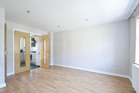 9 Orangefield Grove, BELFAST, BT5 6DA - Photo 2