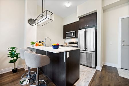 For Lease - 16 Concord Place Unit# 629, Grimsby, Ontario - Photo 4