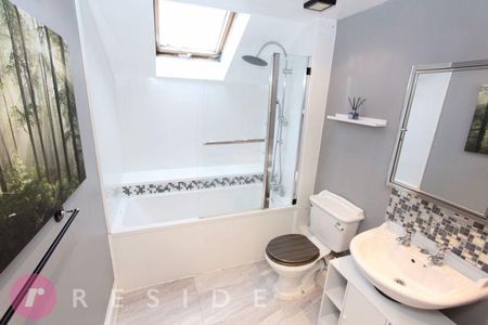 2 bedroom apartment to rent - Photo 4