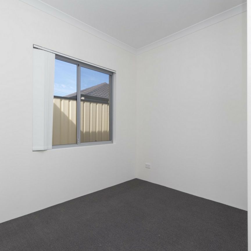 3x2 Villa In Balga - Photo 1