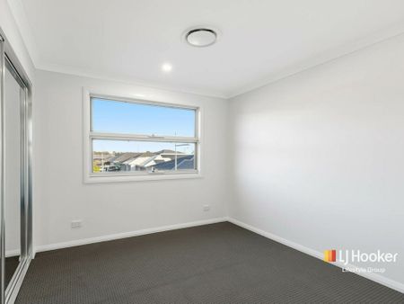 14B Heffernan Street, Catherine Field - Photo 2