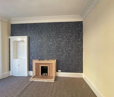 1 Bed Flat, Kilmarnock Road, G43 - Photo 1