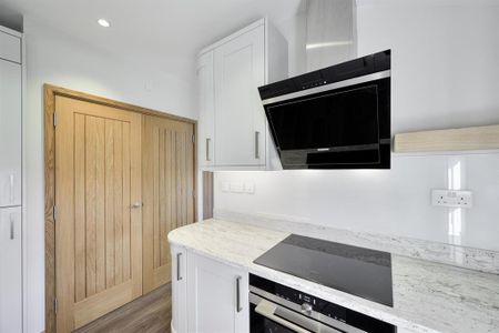 2 bedroom apartment to rent - Photo 3