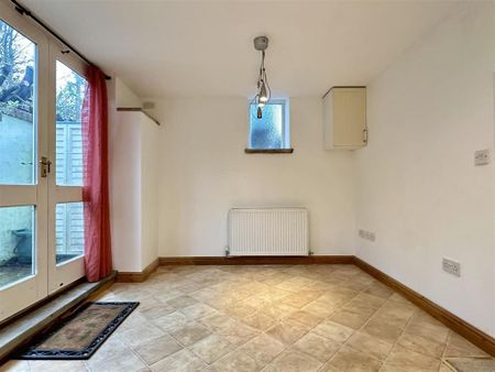 2 bedroom cottage to rent - Photo 4