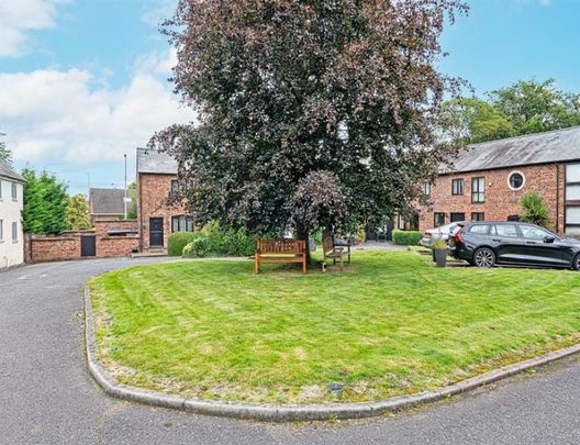 3 Bedroom End Terrace To Let - Photo 1